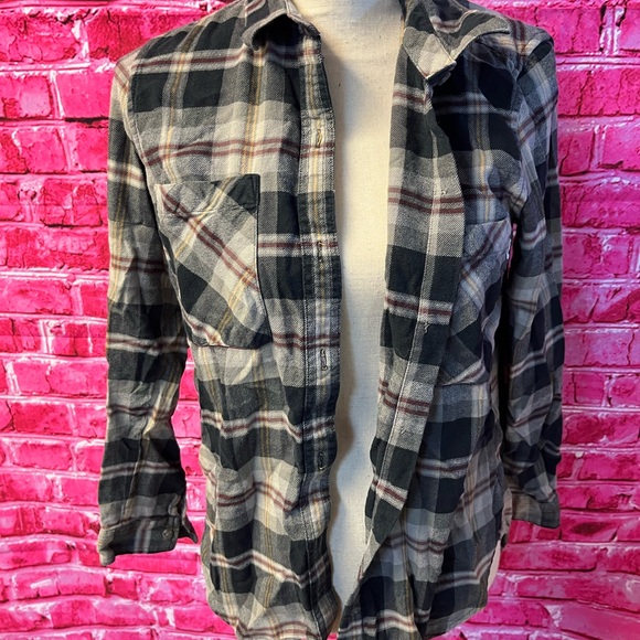 Vans‎ plaid button up shirt - Picture 4 of 7